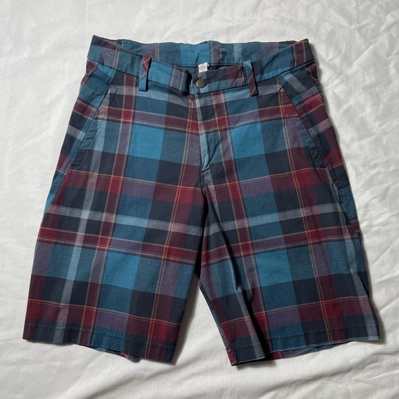 Lululemon Athletica Blue Red plaid shorts men’s size 34 - Picture 1 of 6